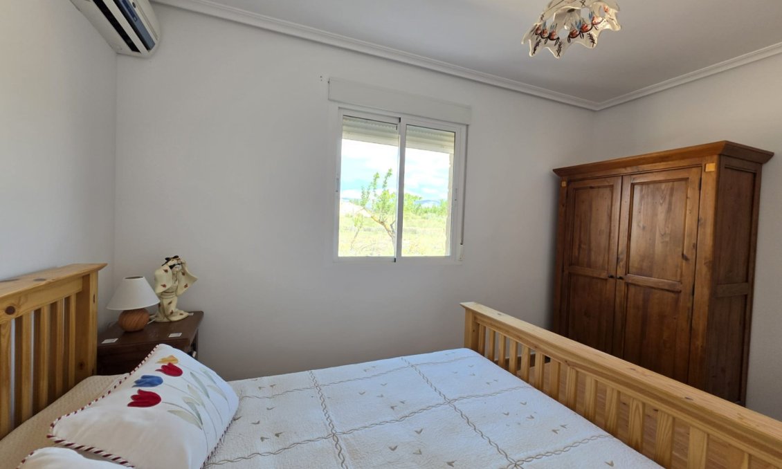 Használt Ingatlanok - Villa -
Monóvar/Monóver - Inland