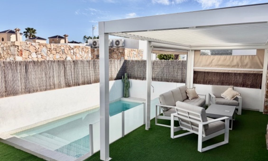 Wiederverkauf - Villa -
Cabo Roig - Costa Blanca