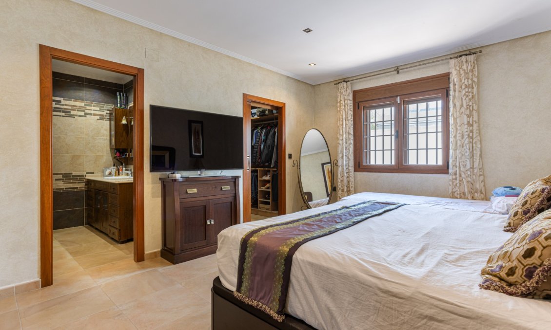 Segunda mano - Villa -
Los Montesinos - Costa Blanca