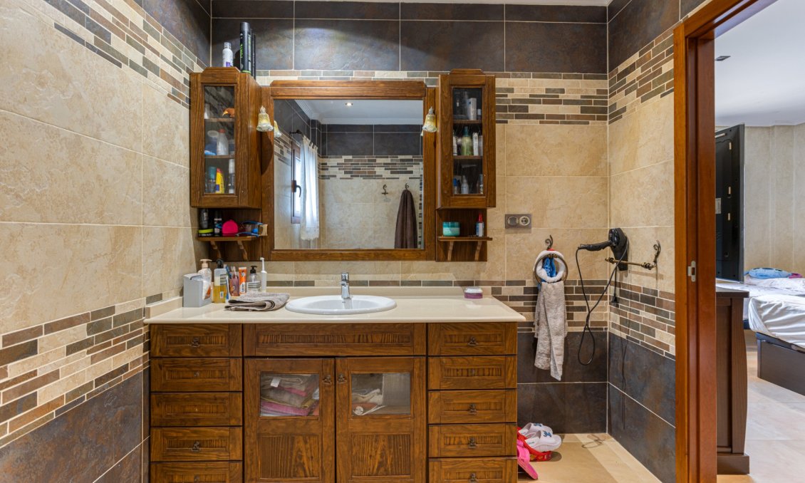 Segunda mano - Villa -
Los Montesinos - Costa Blanca