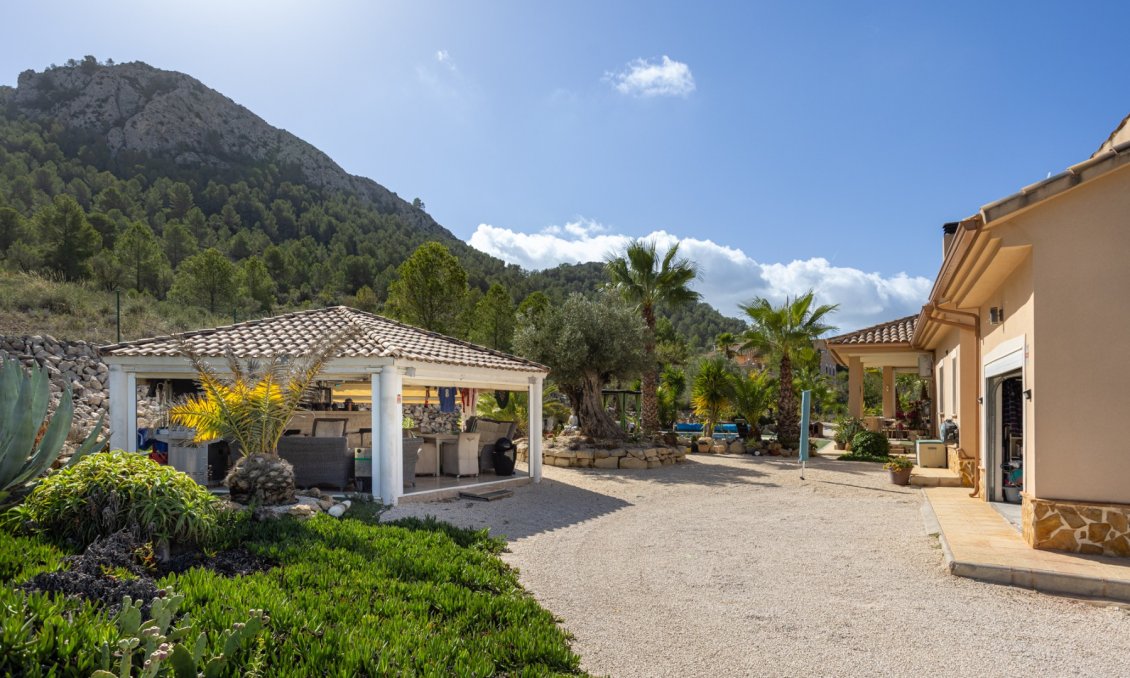 Segunda mano - Villa -
La Zarza - Inland