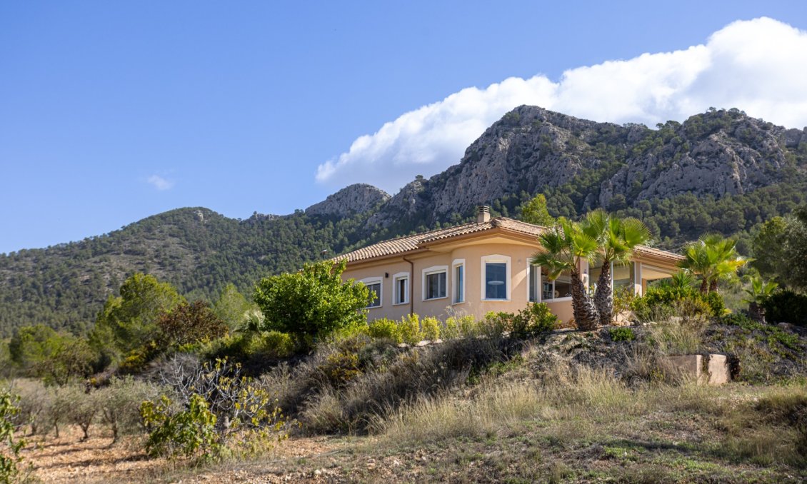 Segunda mano - Villa -
La Zarza - Inland