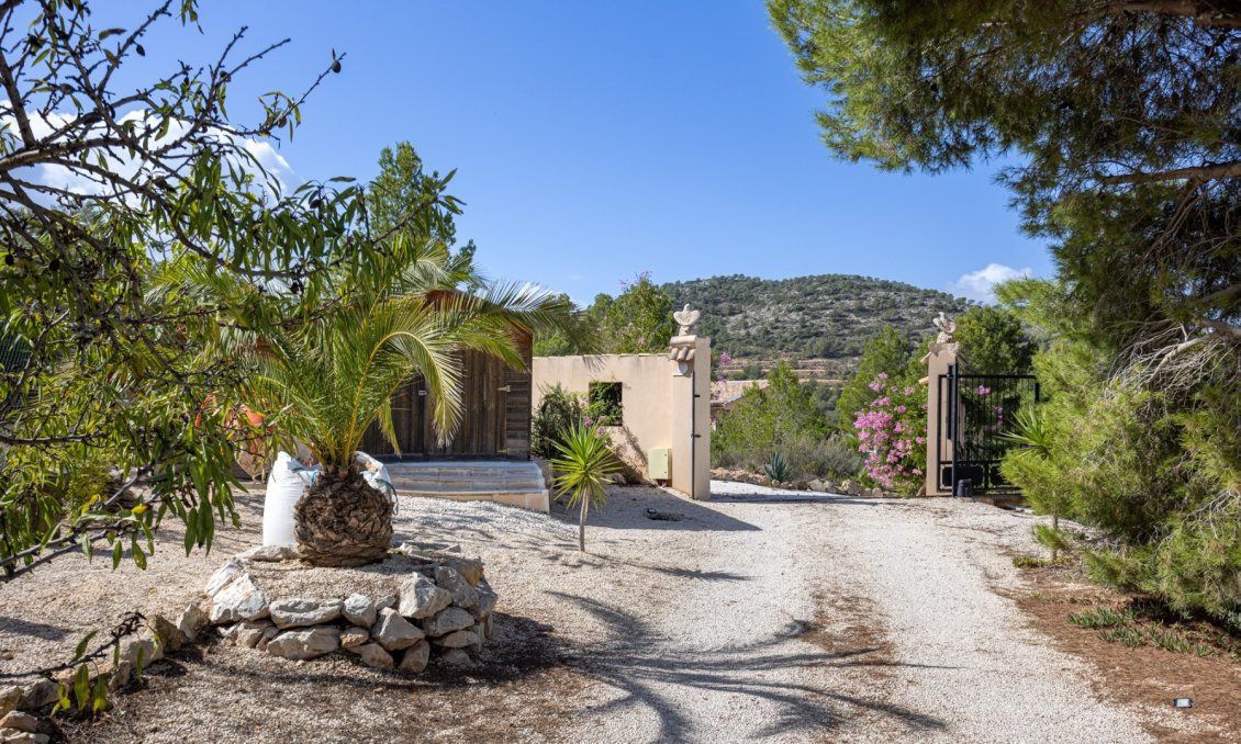 Segunda mano - Villa -
La Zarza - Inland