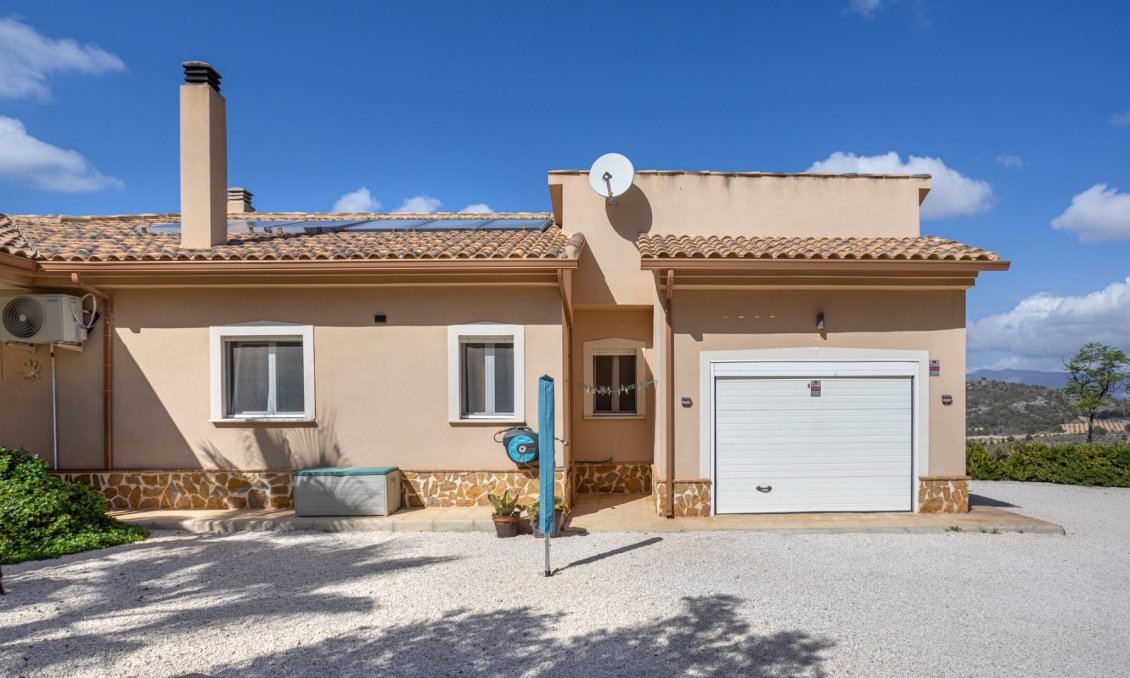 Segunda mano - Villa -
La Zarza - Inland
