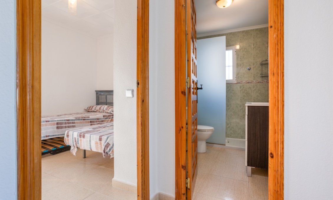 Segunda mano - Villa -
Torrevieja - Costa Blanca