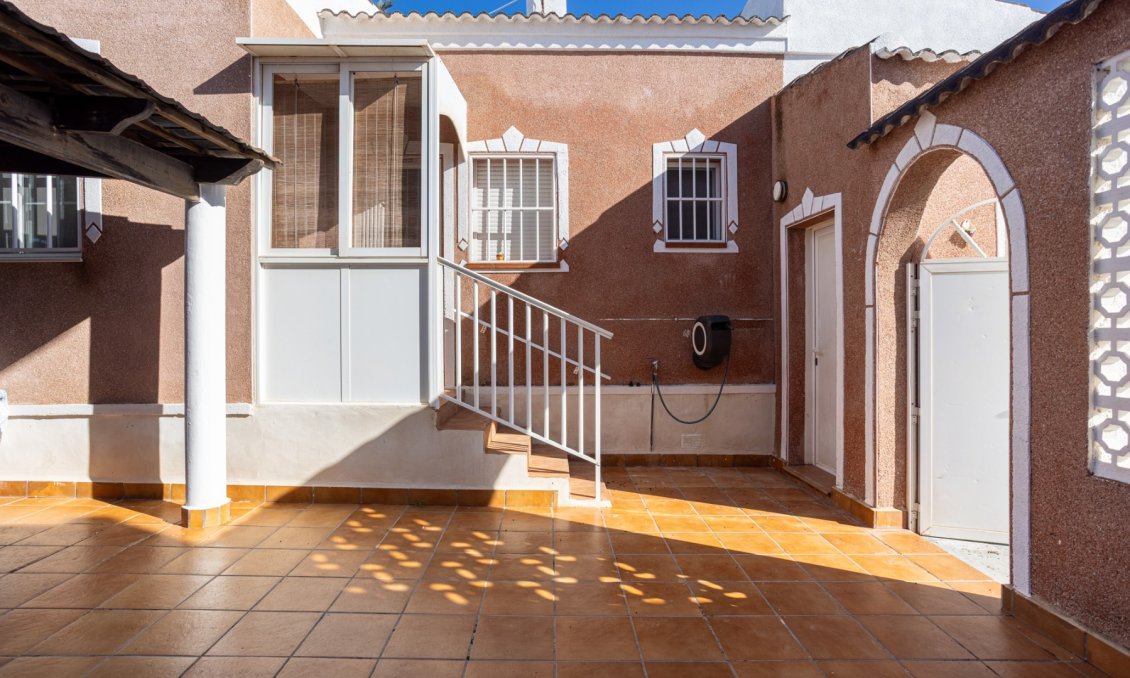 Segunda mano - Villa -
Torrevieja - Costa Blanca