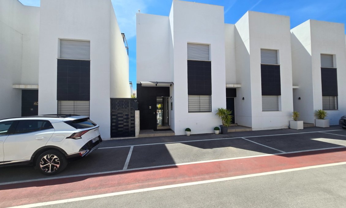 Revânzare - Town House -
Ciudad Quesada - Costa Blanca