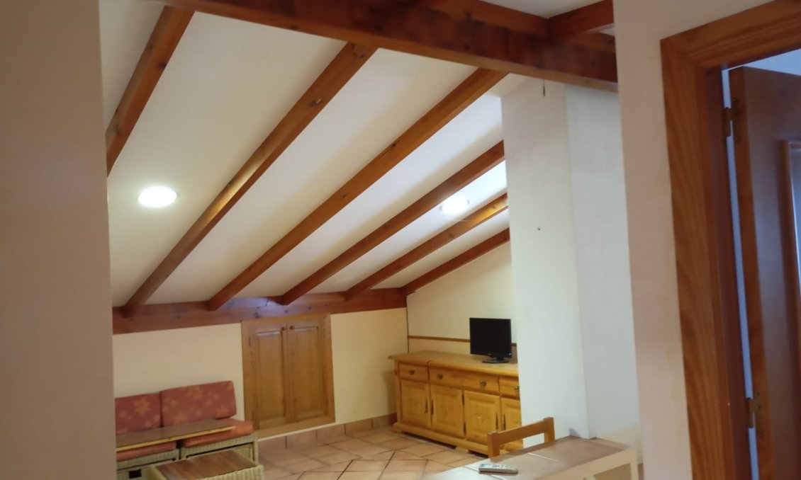 Segunda mano - Villa -
Yecla - Inland