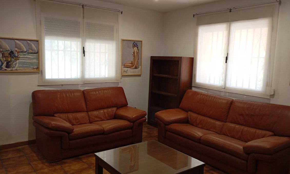 Segunda mano - Villa -
Yecla - Inland