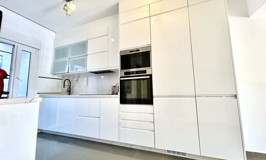 Használt Ingatlanok - Sorház -
Cabo Roig - Costa Blanca