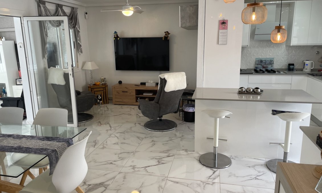 Segunda mano - Town House -
Camposol - Inland