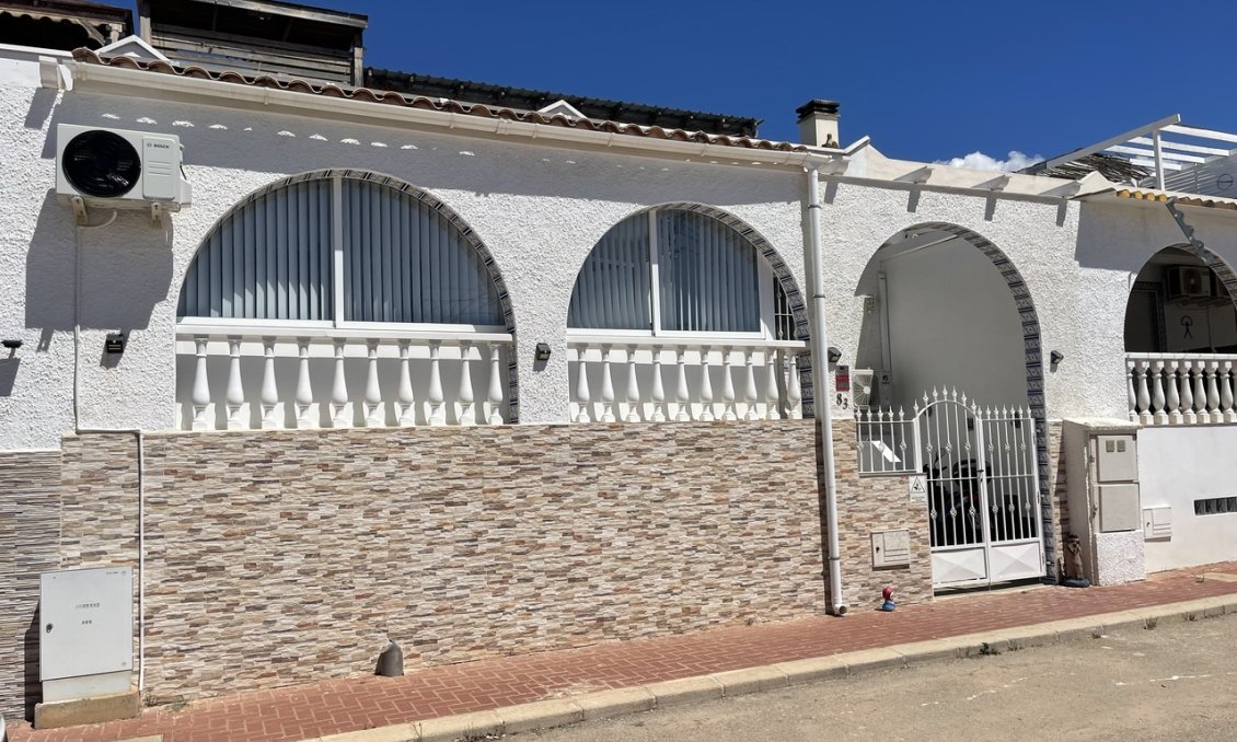 Segunda mano - Town House -
Camposol - Inland