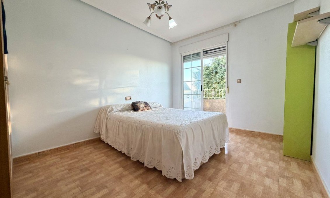 Segunda mano - Town House -
Formentera del Segura - Costa Blanca