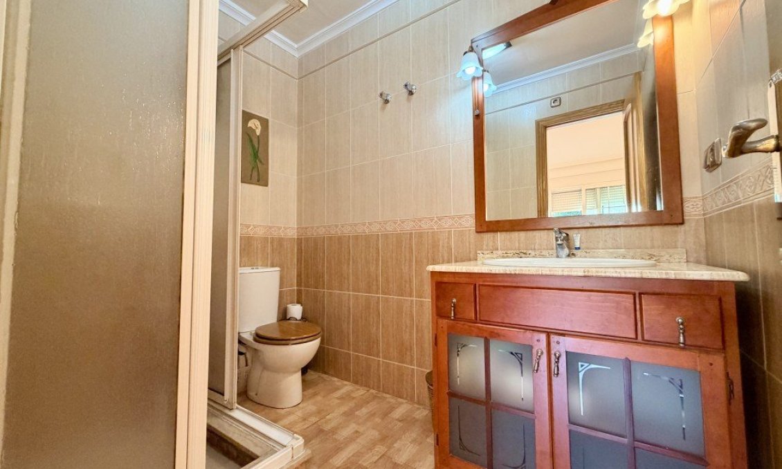 Segunda mano - Town House -
Formentera del Segura - Costa Blanca