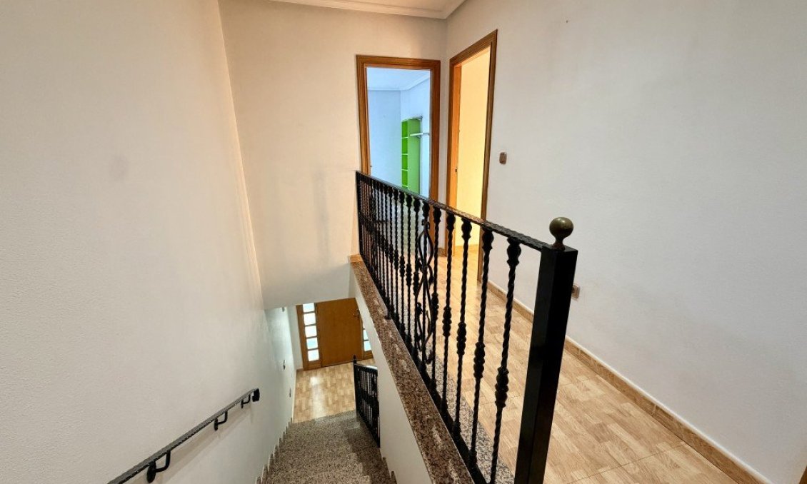 Segunda mano - Town House -
Formentera del Segura - Costa Blanca