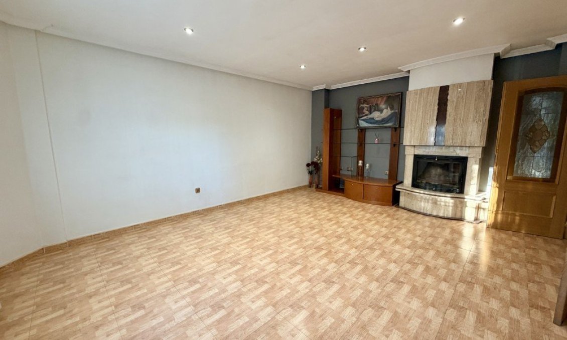 Segunda mano - Town House -
Formentera del Segura - Costa Blanca