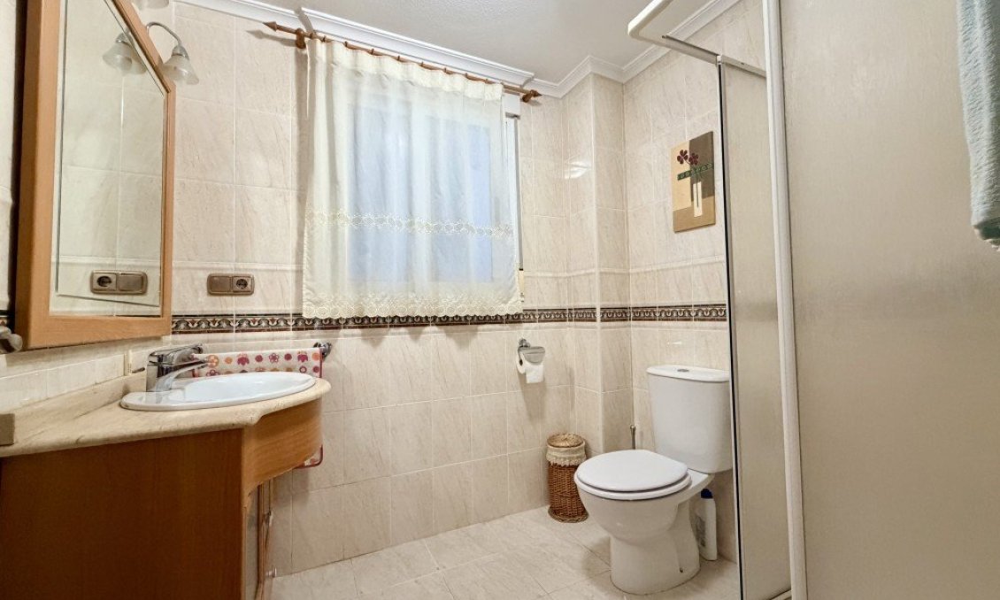 Segunda mano - Town House -
Formentera del Segura - Costa Blanca