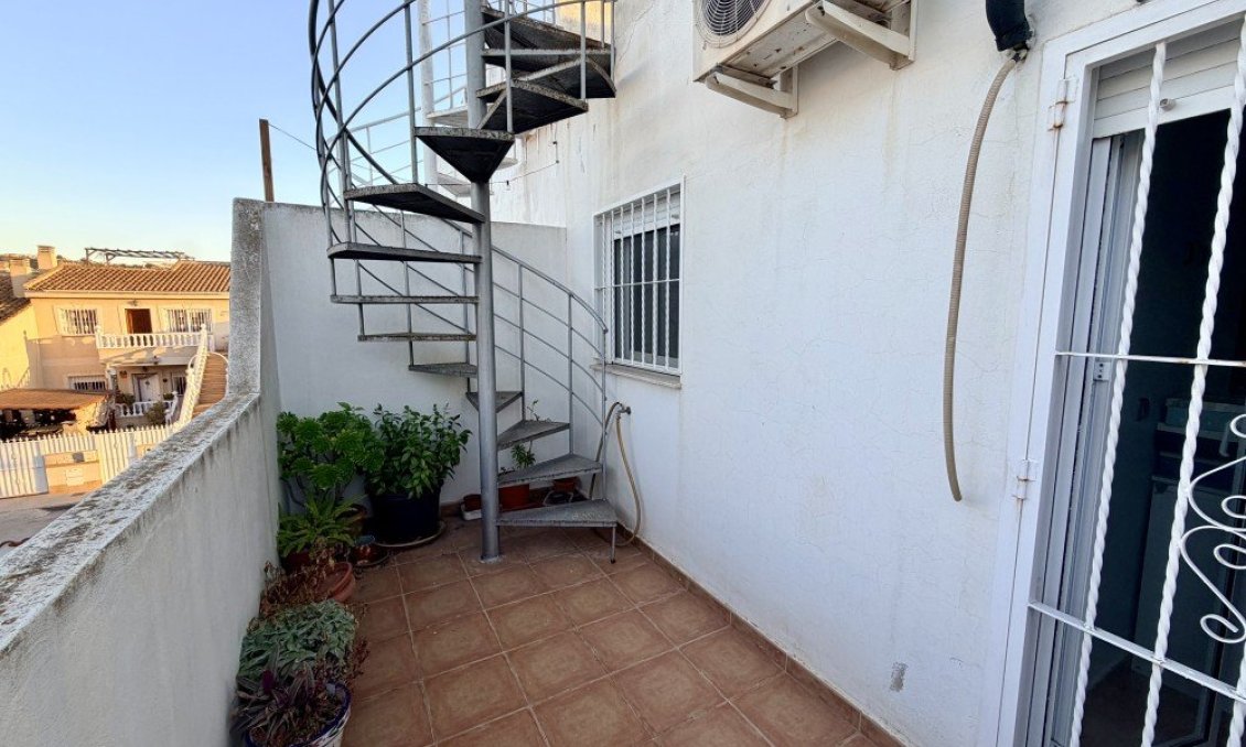 Segunda mano - Town House -
Formentera del Segura - Costa Blanca