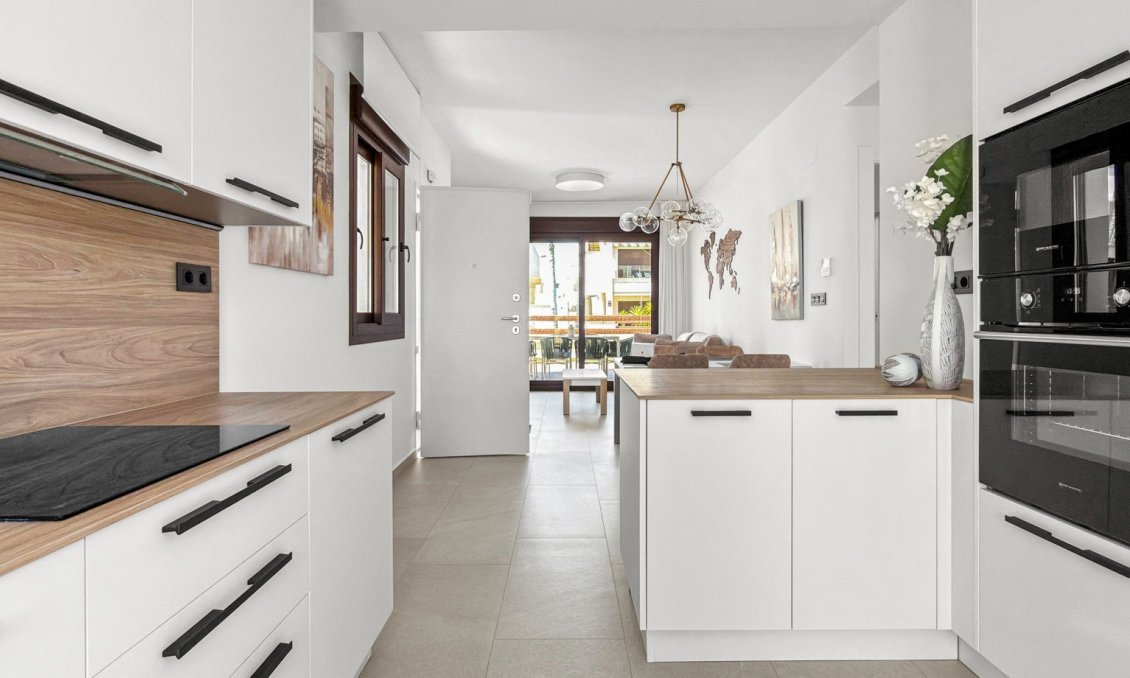 Használt Ingatlanok - Apartman -
Torrevieja - Costa Blanca