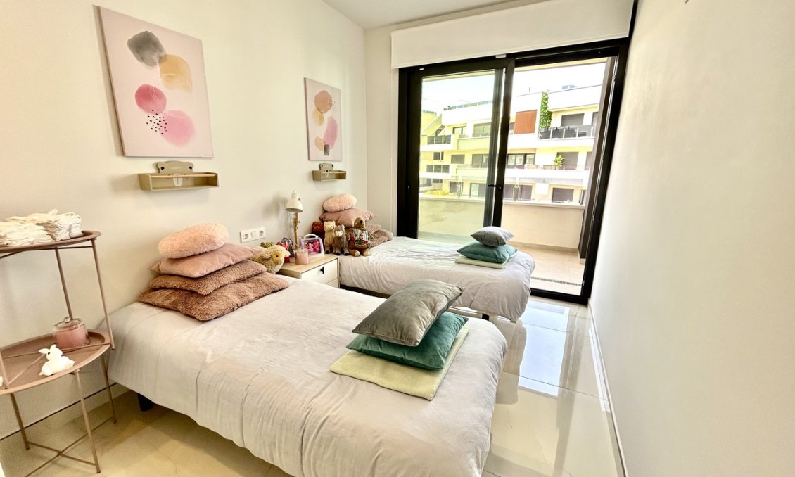 Használt Ingatlanok - Apartman -
Playa Flamenca - Costa Blanca