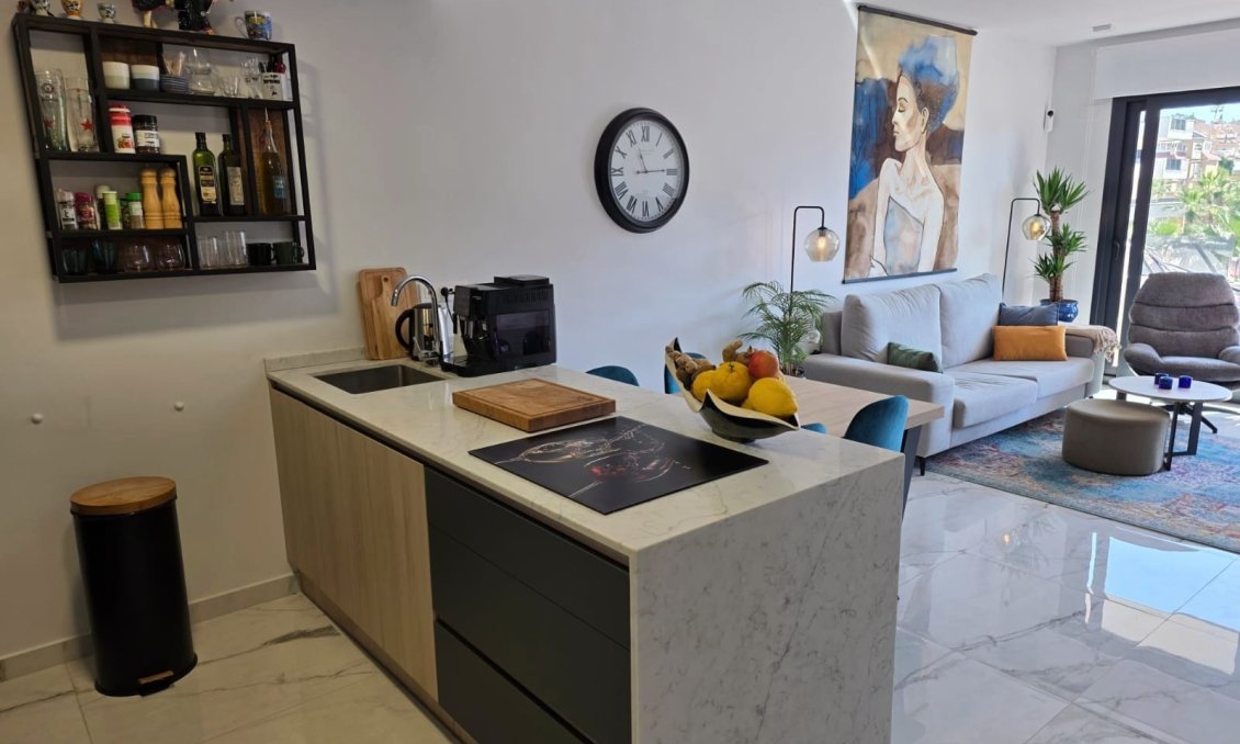 Használt Ingatlanok - Apartman -
Orihuela Costa - Costa Blanca