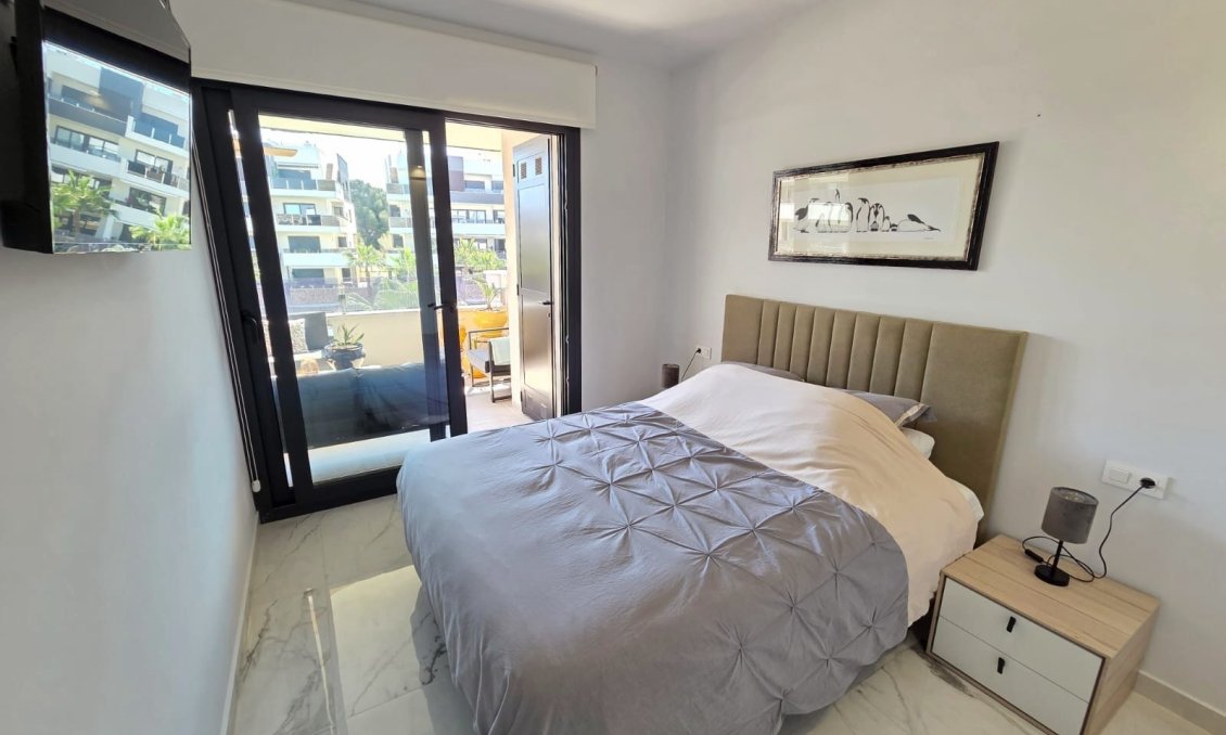 Használt Ingatlanok - Apartman -
Orihuela Costa - Costa Blanca