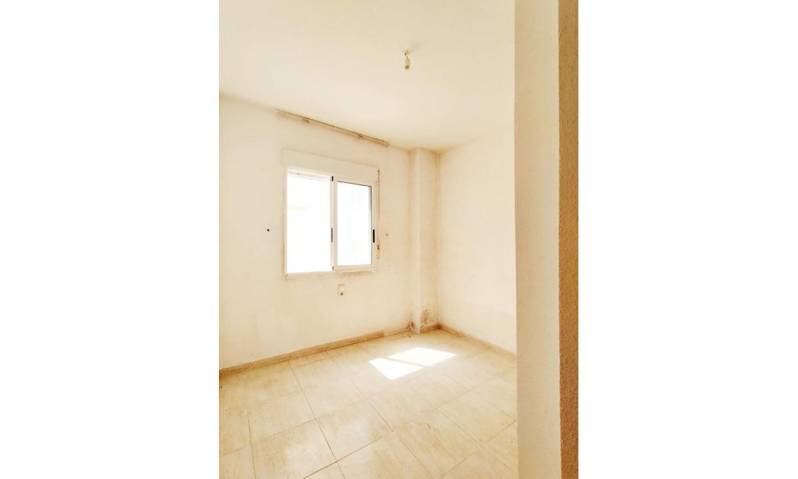 Segunda mano - Ático -
Torrevieja - Curva Del Palangre