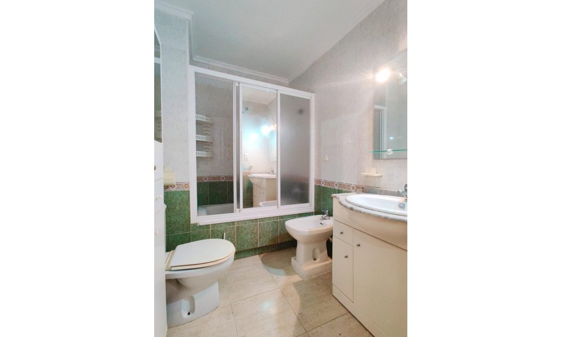 Segunda mano - Ático -
Torrevieja - Curva Del Palangre