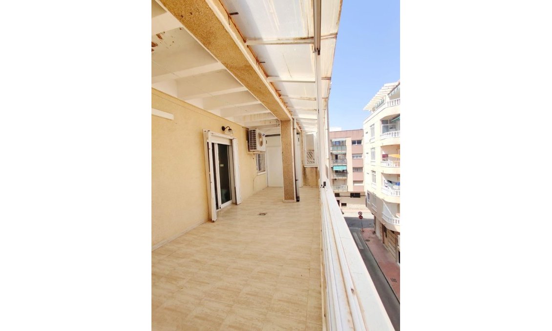 Segunda mano - Ático -
Torrevieja - Curva Del Palangre