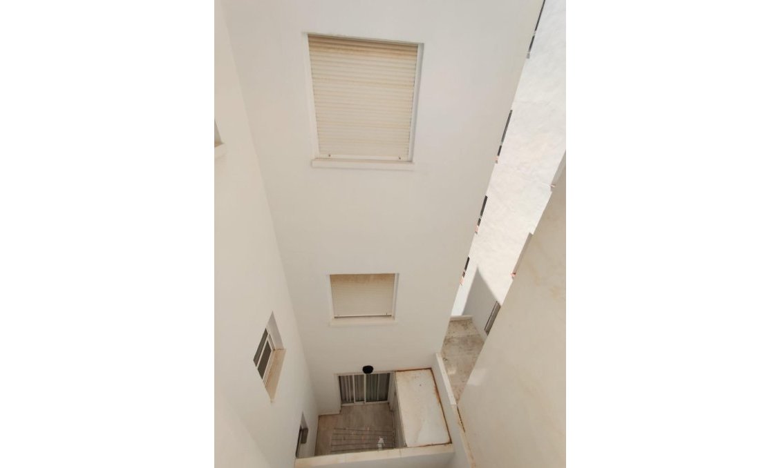 Segunda mano - Ático -
Torrevieja - Curva Del Palangre