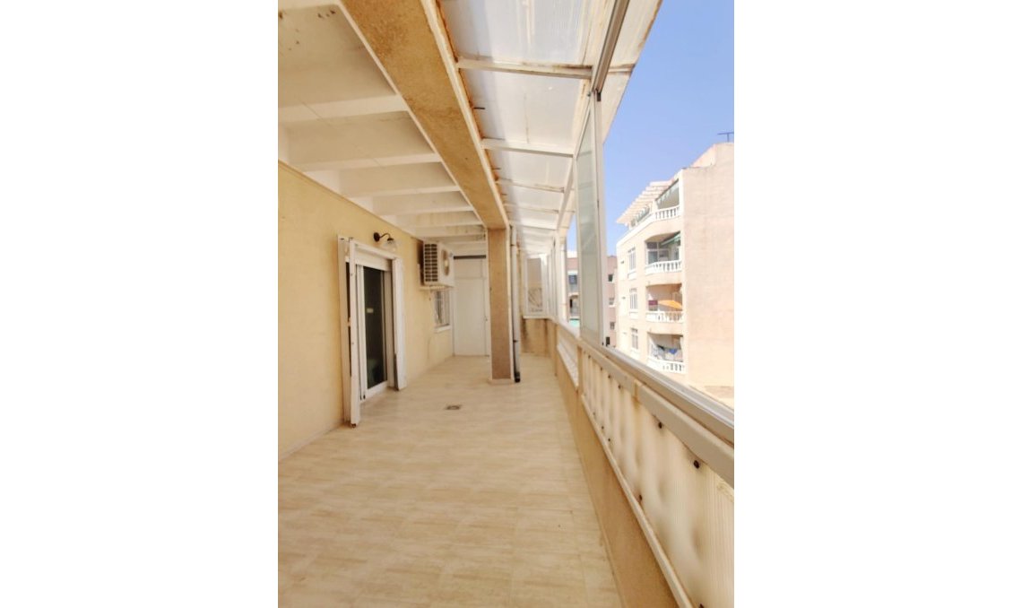 Segunda mano - Ático -
Torrevieja - Curva Del Palangre