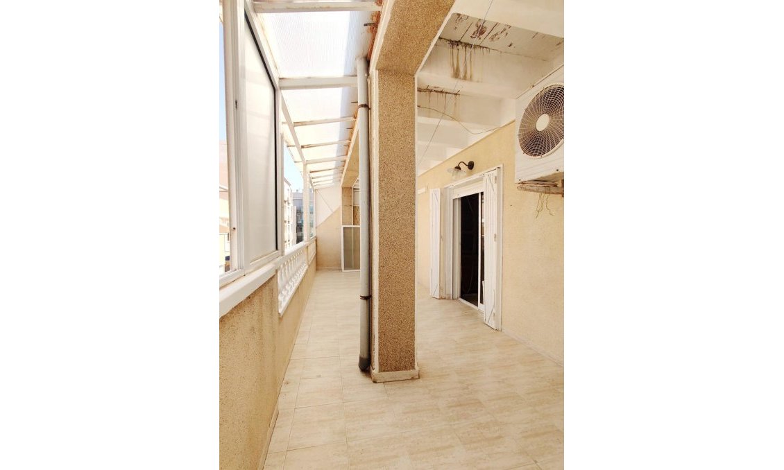 Segunda mano - Ático -
Torrevieja - Curva Del Palangre