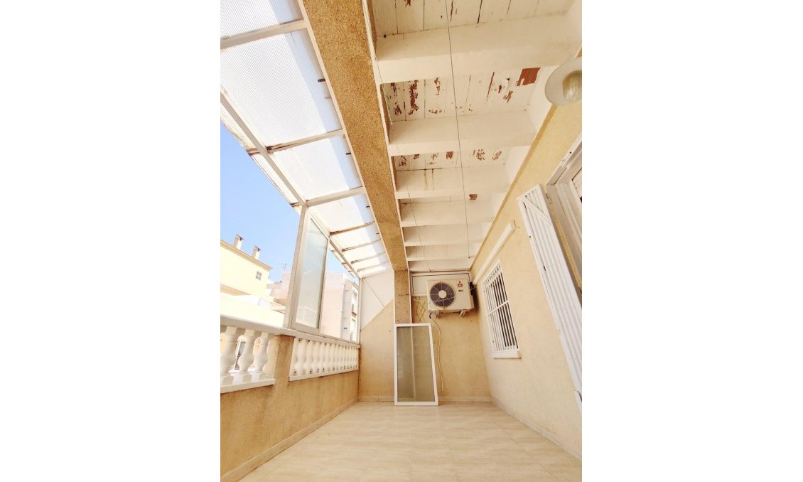 Segunda mano - Ático -
Torrevieja - Curva Del Palangre