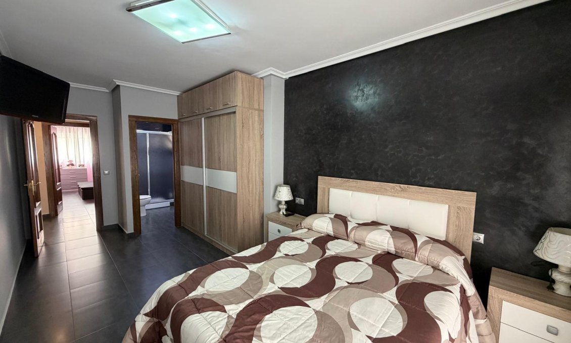 Segunda mano - Apartamento -
Beniel - Centro