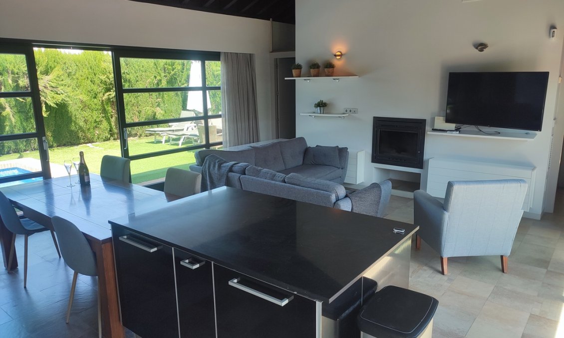 Segunda mano - Villa -
Peraleja Golf - Inland