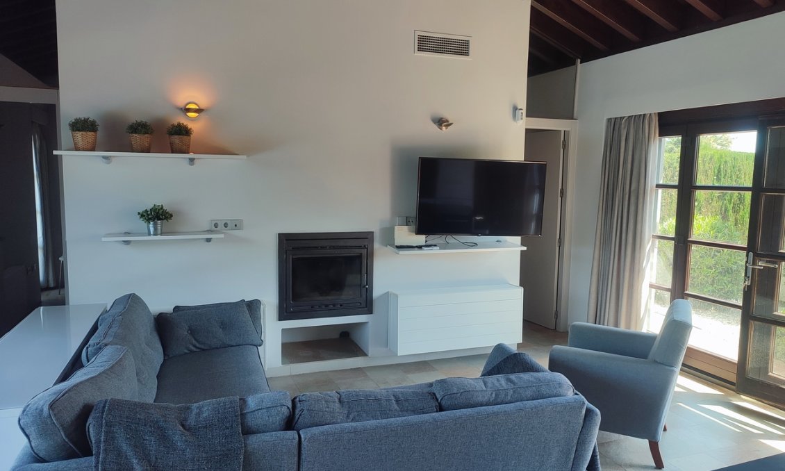 Segunda mano - Villa -
Peraleja Golf - Inland