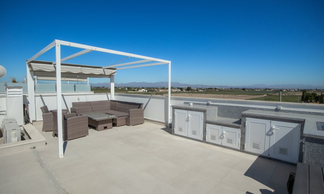 Használt Ingatlanok - Villa -
Daya Vieja