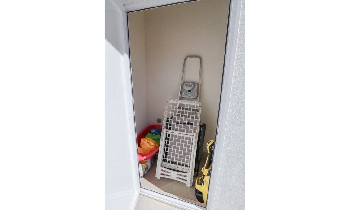 Használt Ingatlanok - Villa -
Daya Vieja