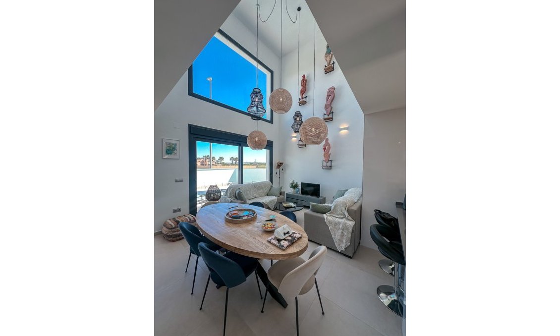 Használt Ingatlanok - Villa -
Daya Vieja