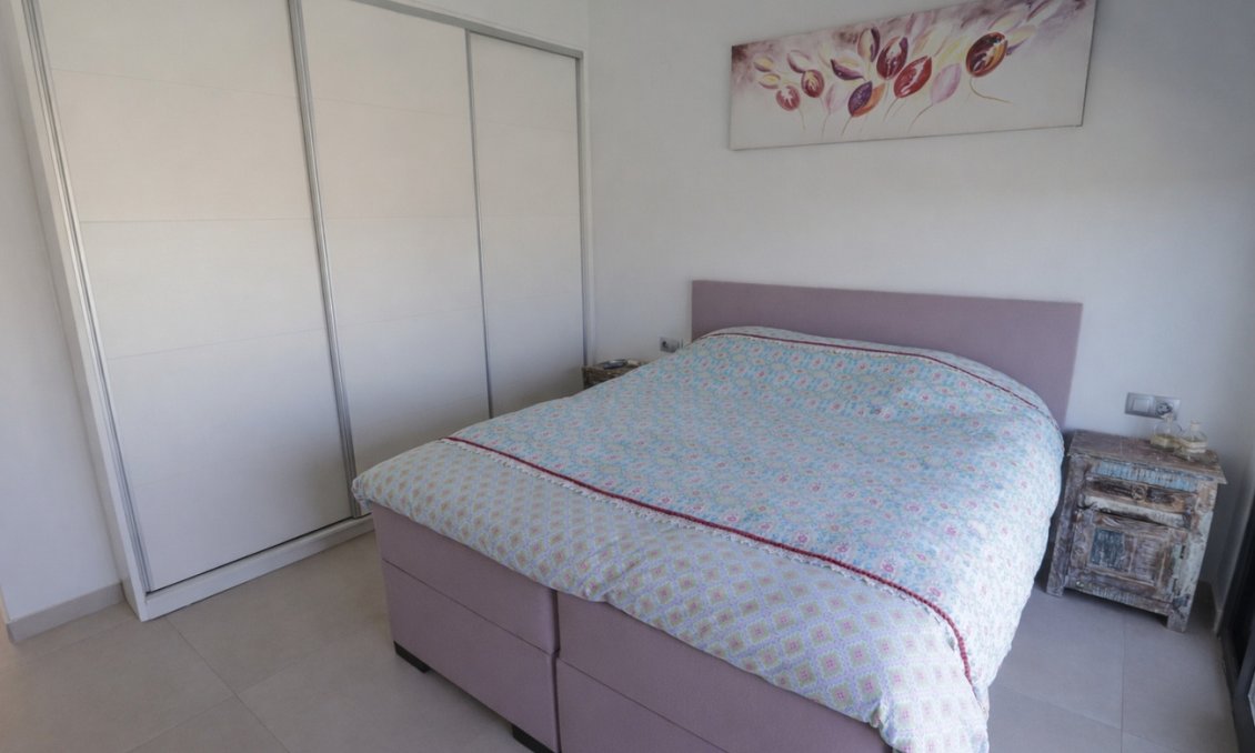 Használt Ingatlanok - Villa -
Daya Vieja