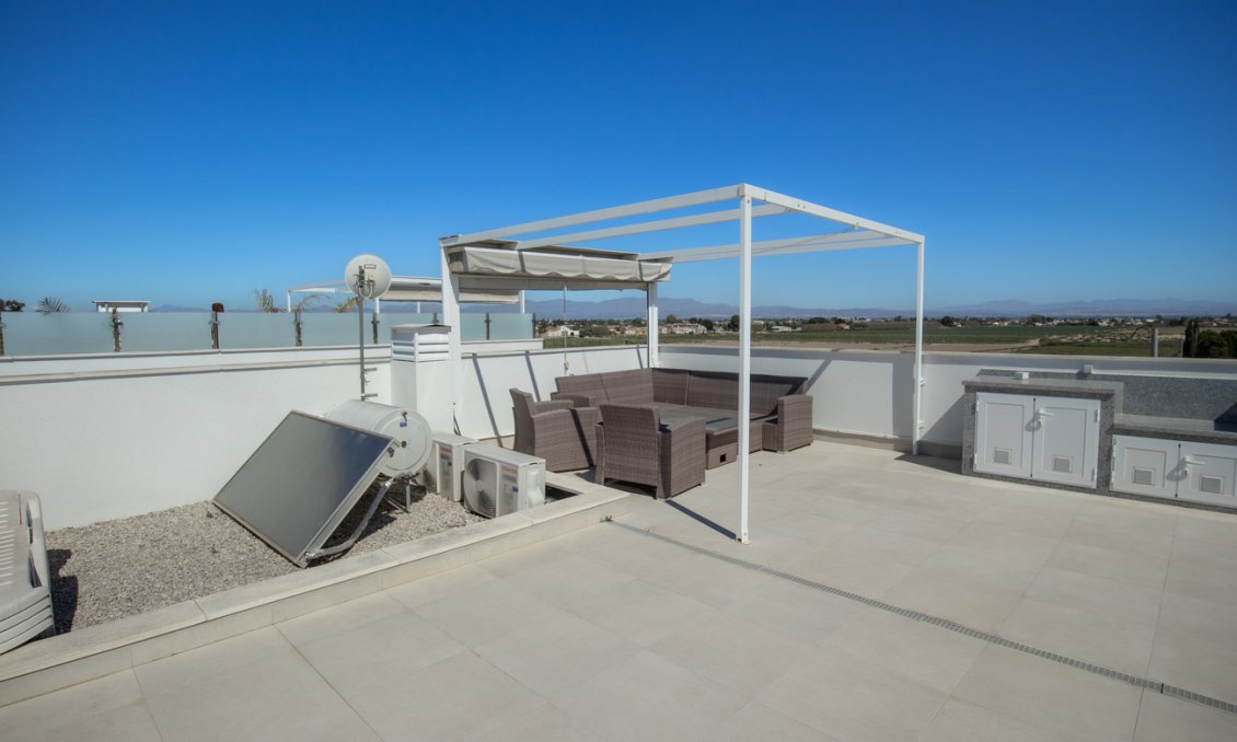 Használt Ingatlanok - Villa -
Daya Vieja