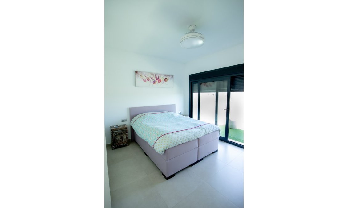 Használt Ingatlanok - Villa -
Daya Vieja