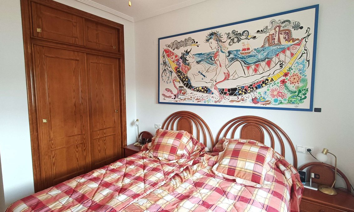 Revânzare - Apartament -
Villamartin - Costa Blanca