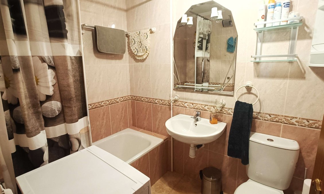 Revânzare - Apartament -
Villamartin - Costa Blanca