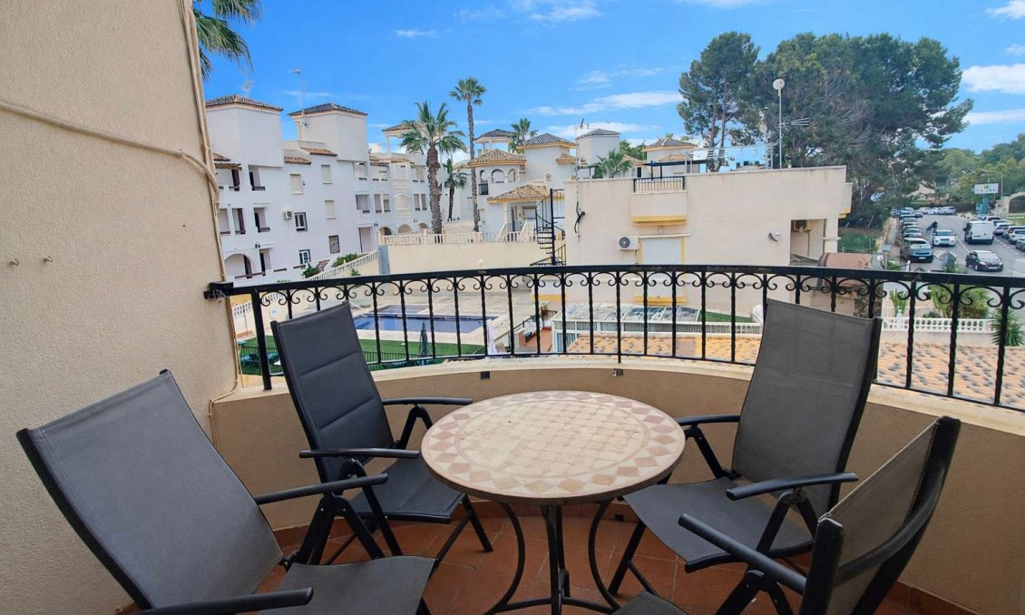 Revânzare - Apartament -
Villamartin - Costa Blanca