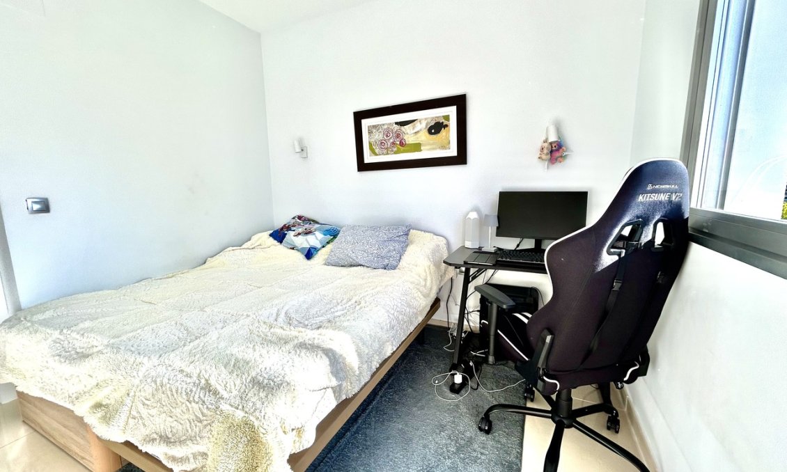 Resale - Apartment -
Punta Prima - Costa Blanca