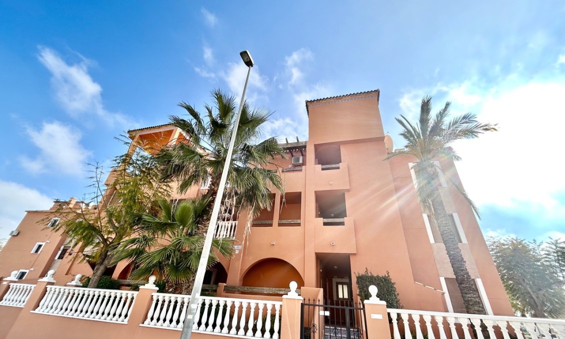 Resale - Apartment -
Villamartin - Costa Blanca
