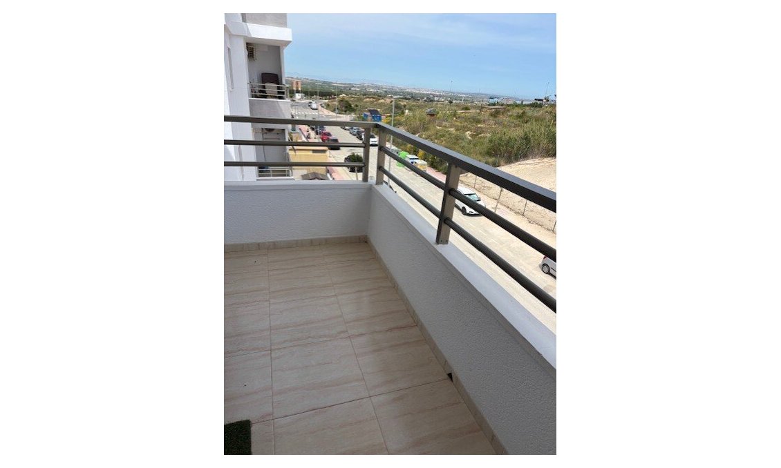 Resale - Apartment -
San Miguel de Salinas - Costa Blanca