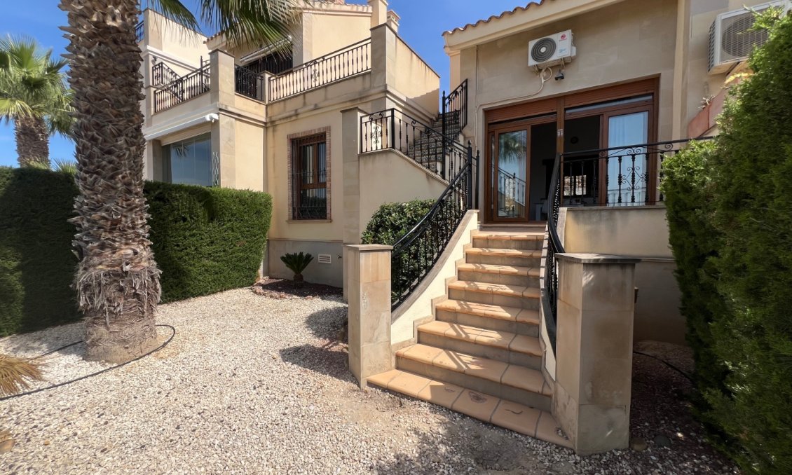 Használt Ingatlanok - Bungaló -
Algorfa - Inland