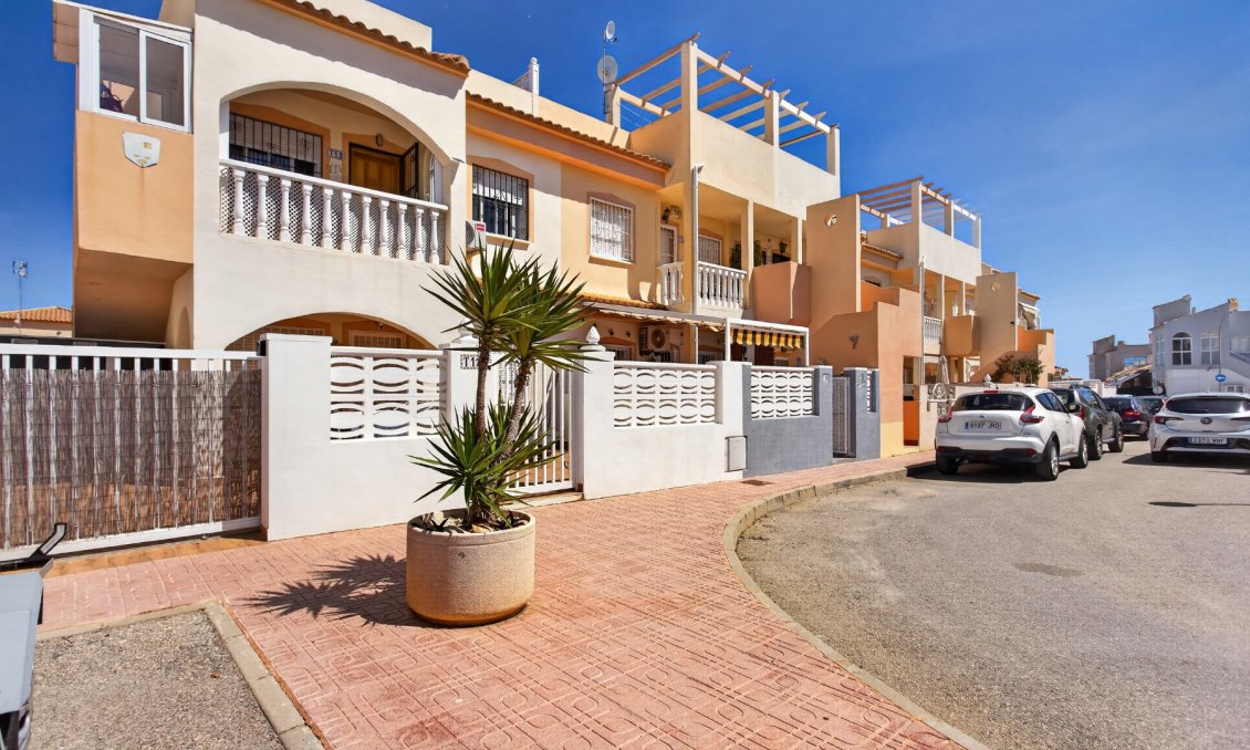 Használt Ingatlanok - Apartman -
Orihuela Costa - Costa Blanca
